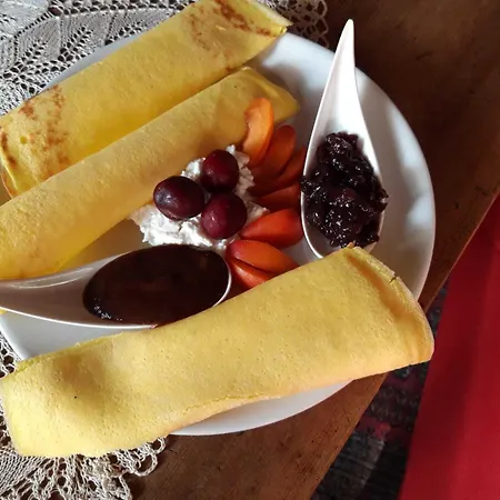 Debora Maison Nyaraló *