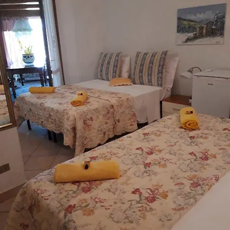 Nyaraló Debora Maison Sirmione