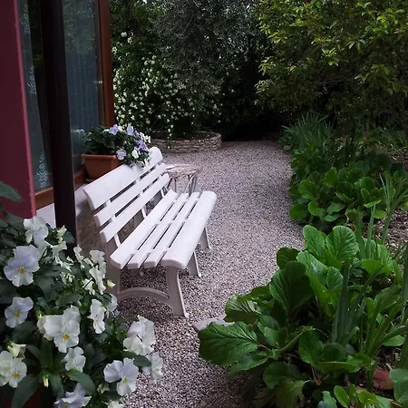 Debora Maison Sirmione